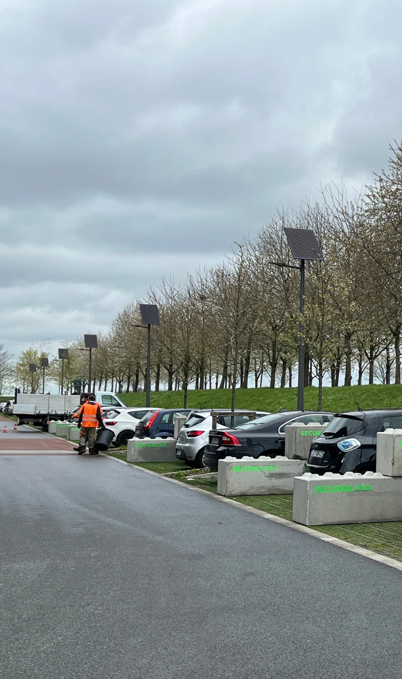 Sécurisation parking blocs béton